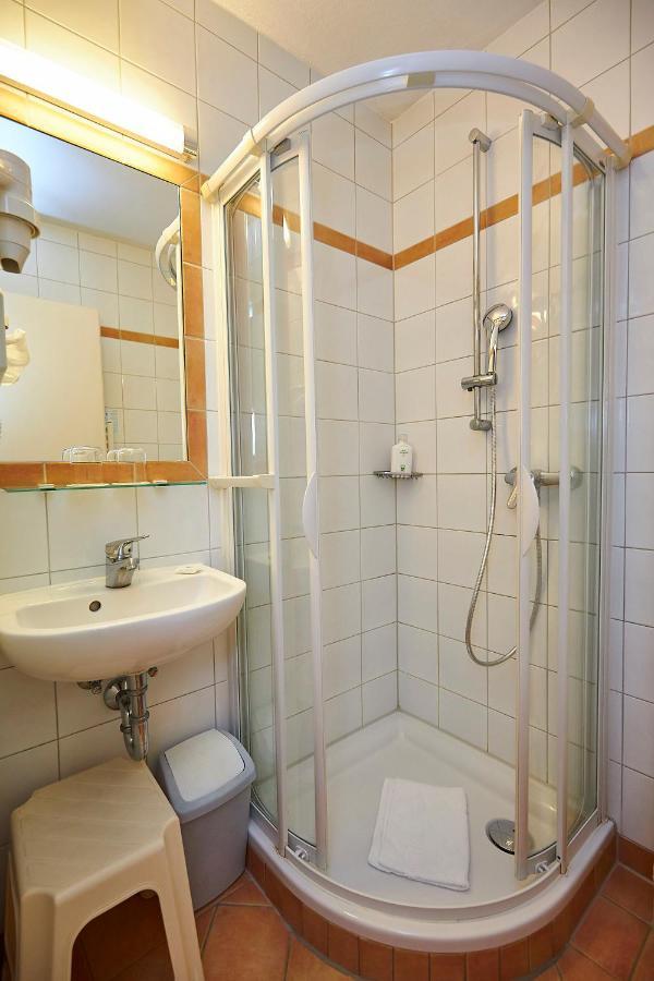 Gasthof-Hotel Zur Post Samerberg Esterno foto