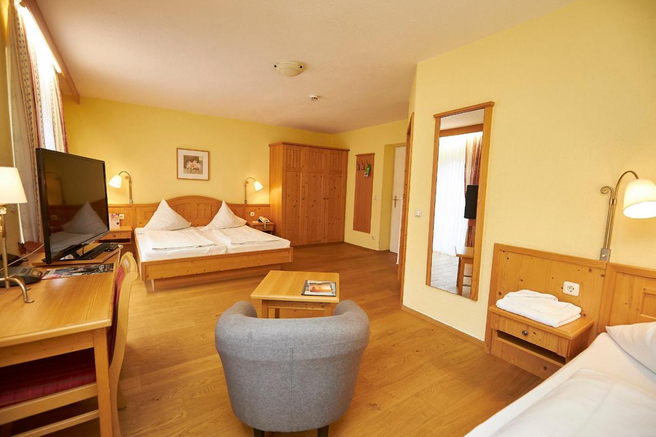 Gasthof-Hotel Zur Post Samerberg Esterno foto